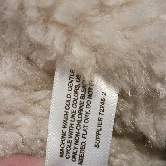 MIXIT 2 TONE FAUX FUR SHERPA OBLONG SCARF - Picture 5 of 6